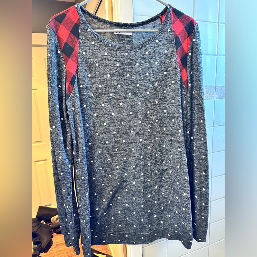 Mindy Mae’s shirt